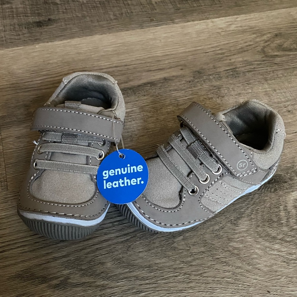 Stride Rite Gray/Taupe Leather Toddler Sneakers - Picture 2 of 5
